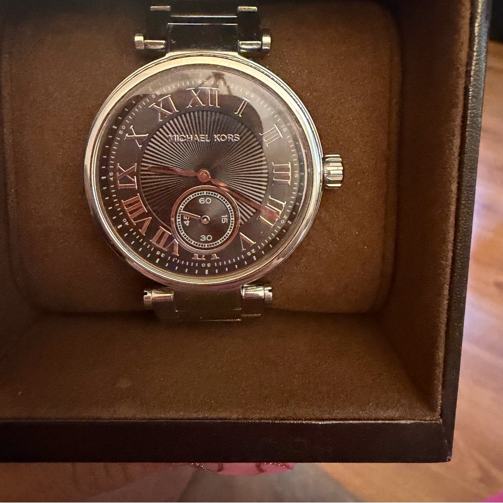 Michael Kors Black and Silver Men's Watch